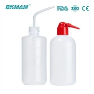 Plastová stláčacia fľaša na umývanie